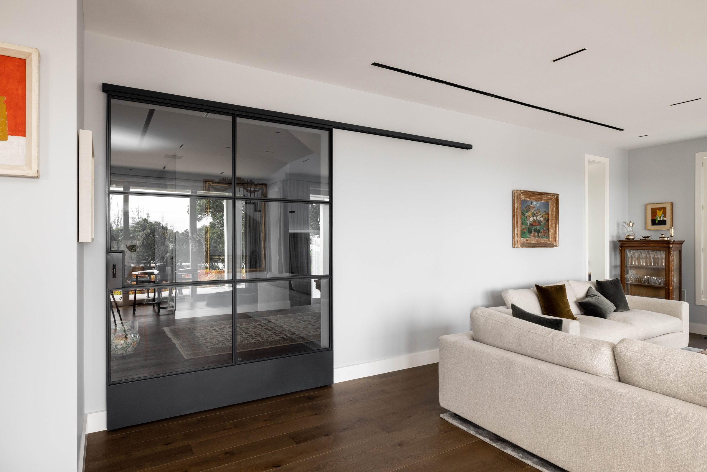 SF20 suite — installed example